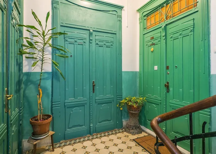 Center Secession Charm Near National Theatre アパート