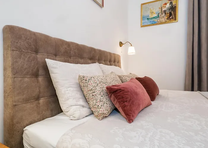 アパート Center Secession Charm Near National Theatre スプリト