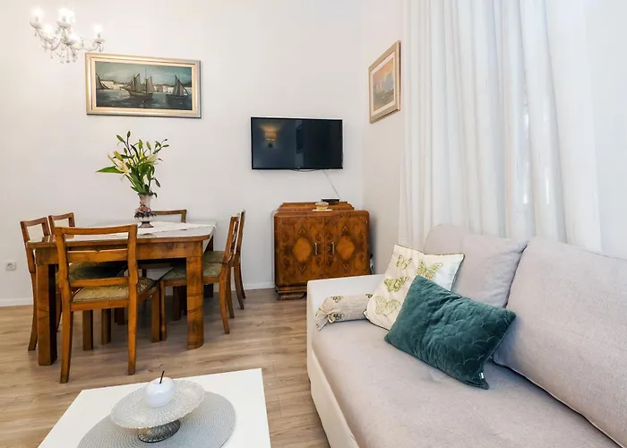 アパート Center Secession Charm Near National Theatre